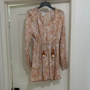 House of Harlow 1960 Beige Floral Tie-Waist Long Sleeve Dress